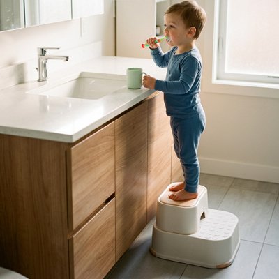 Kids Non-Slip Step Stool | Safe & Sturdy Toddler Stool for Bathroom & Kitchen - Univers Nest