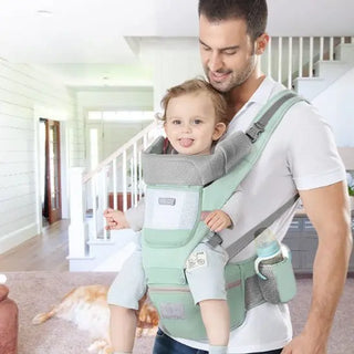 Ergonomic Univers Nest baby carrier with padded straps and breathable fabric, designed for comfortable carrying of infants.