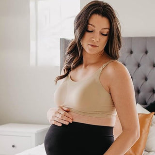 Univers Nest nursing bra offering ultra comfort, soft fabric, adjustable straps, and easy breastfeeding access.